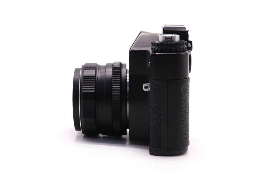 Советский пленочный фотоаппарат Зенит 12ХР kit