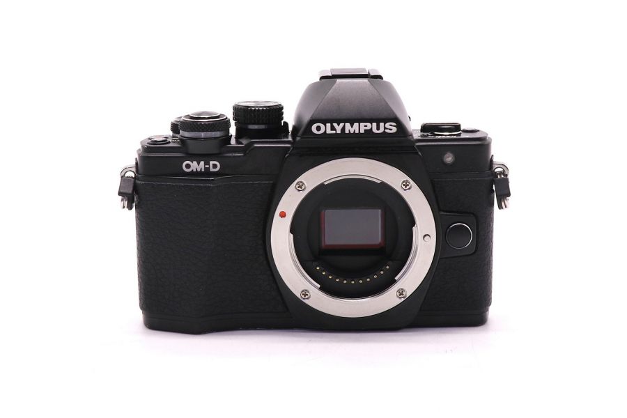 Olympus OM-D E-M10 Mark II body black (пробег 59150 кадров)