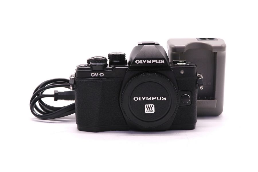Olympus OM-D E-M10 Mark II body black (пробег 59150 кадров)