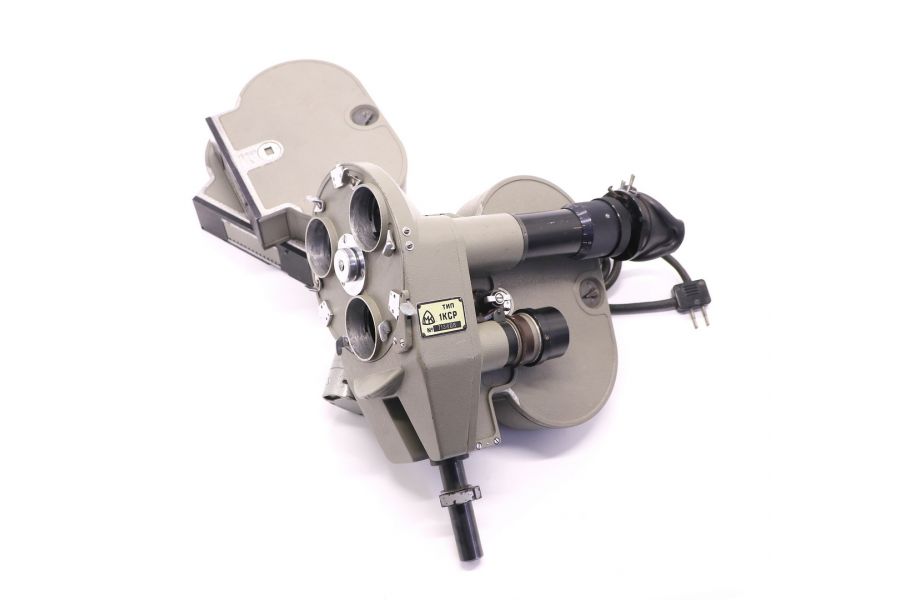 Кинокамера Конвас-Автомат 1КСР (СССР 1970)