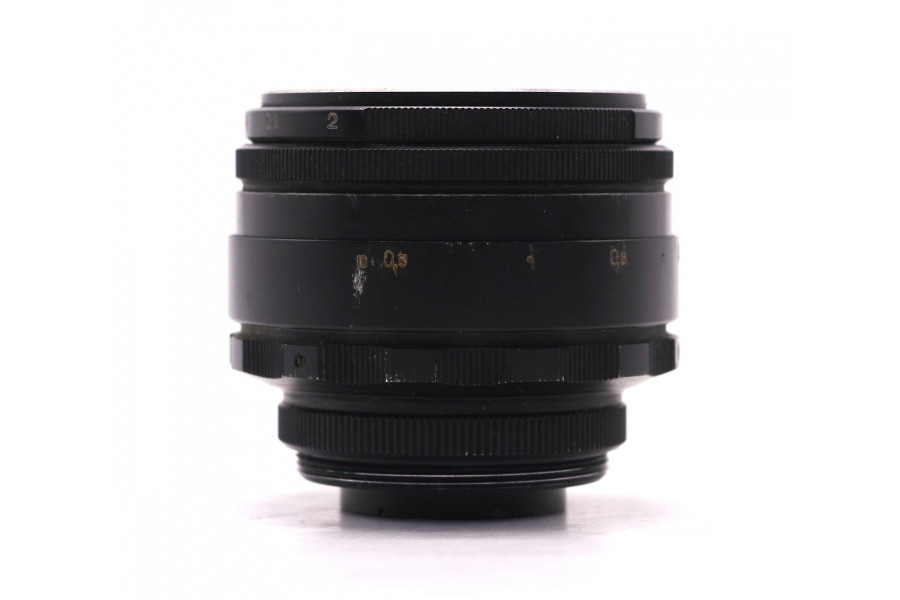 Советский светосильный объектив Гелиос-44-2 2/58