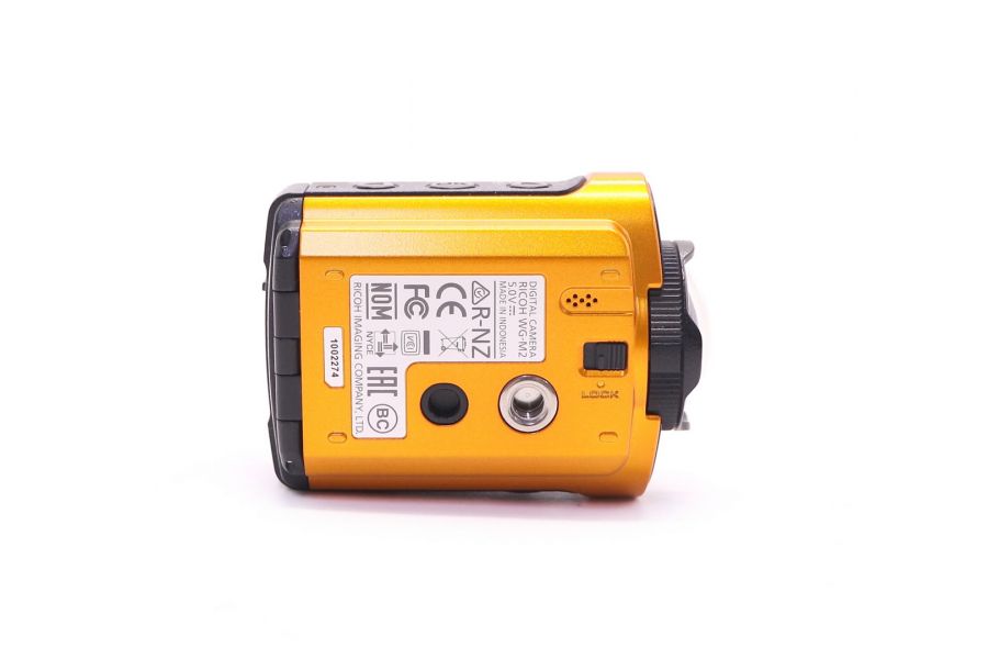 Экшен-камера Ricoh WG-M2 в упаковке