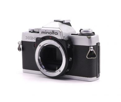 Зеркальная пленочная камера Minolta XG-E body
