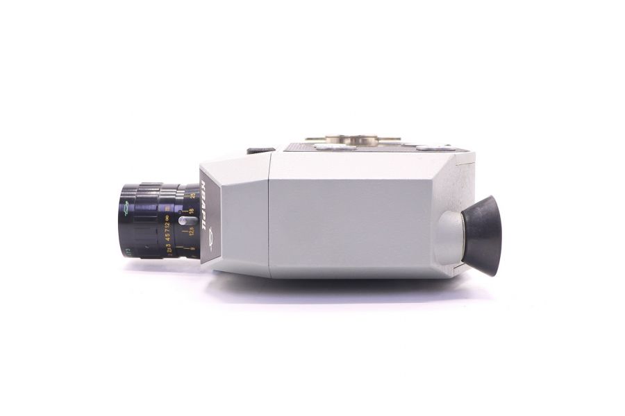 Советская кинокамера Кварц 5 комплект (СССР, 1970)