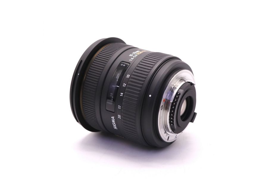 Sigma AF 10-20mm f/4-5.6 EX DC HSM для Nikon F