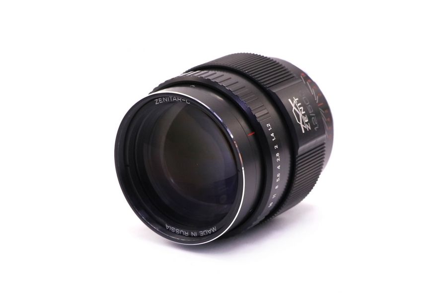 Светосильный объектив Зенитар-C 1,2/50s в упаковке