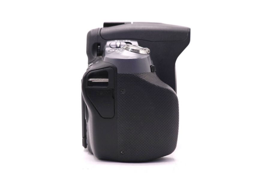 Sony A330 body (пробег 4310 кадров)