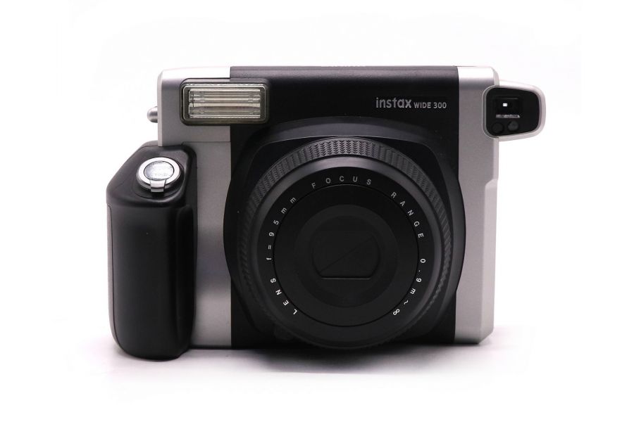 Фотоаппарат Fujifilm Instax Wide 300 в упаковке