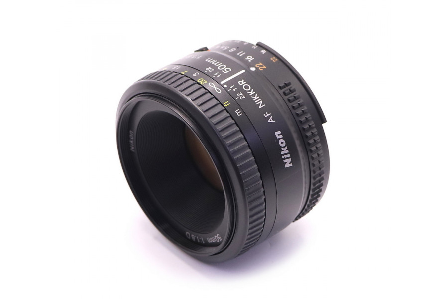 Nikon 50mm f/1.8D AF Nikkor новый в упаковке