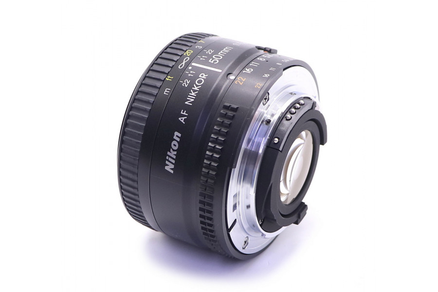 Nikon 50mm f/1.8D AF Nikkor новый в упаковке