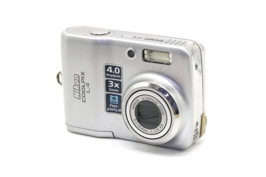 Компактная цифровая камера Nikon Coolpix L4