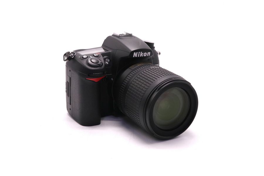 Nikon D7000 kit (пробег 19265 кадров)