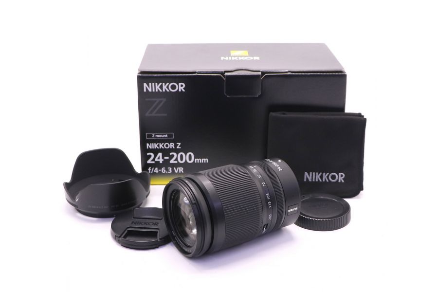 Nikon 24-200mm f/4-6.3 VR Nikkor Z в упаковке