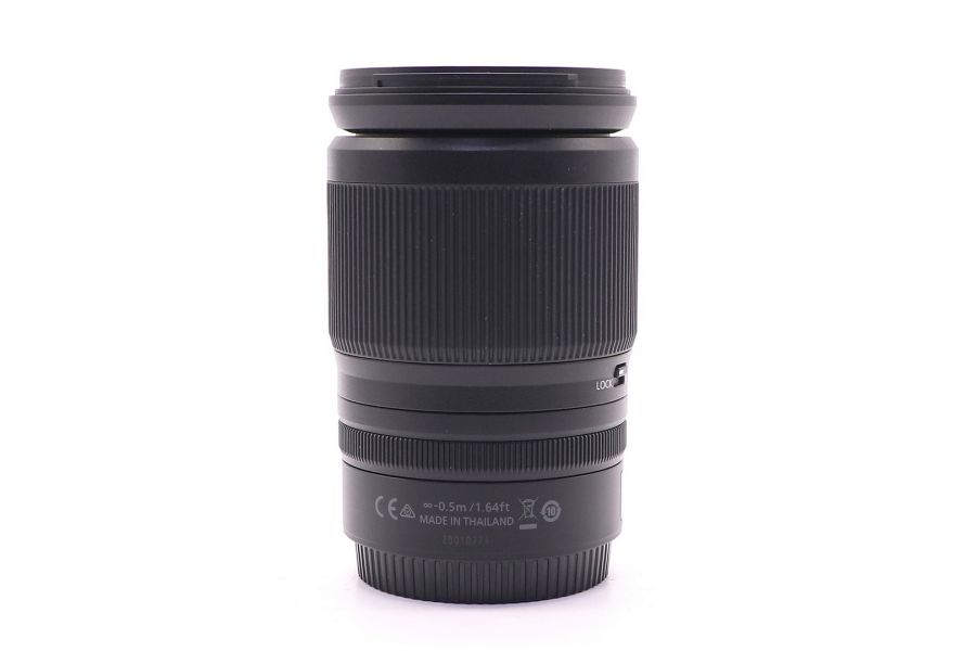 Nikon 24-200mm f/4-6.3 VR Nikkor Z в упаковке