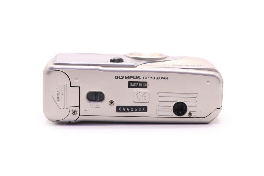 Фотокамера аналоговая Olympus Trip 500 (Japan, 2002)