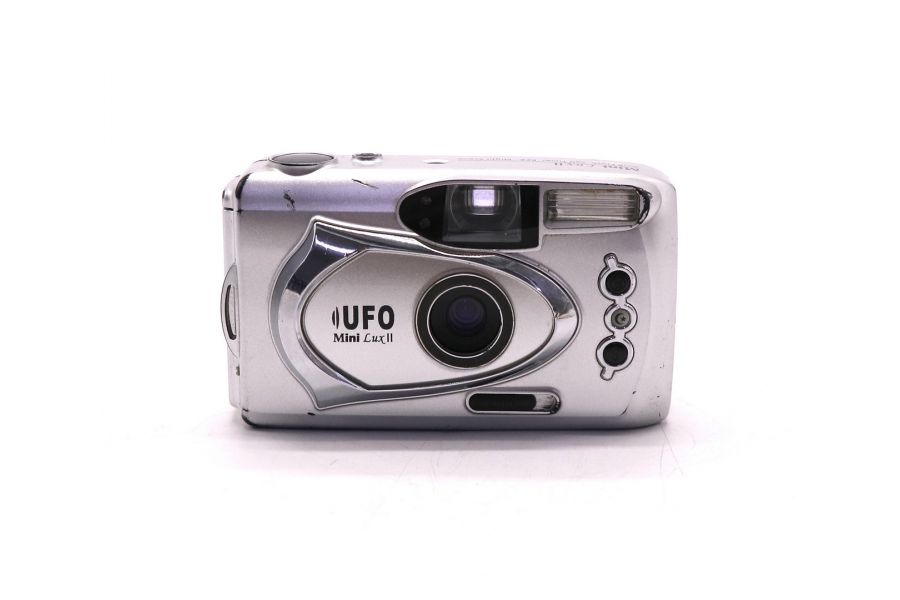 Фотокамера аналоговая UFO MiniLux II (China, 1971)