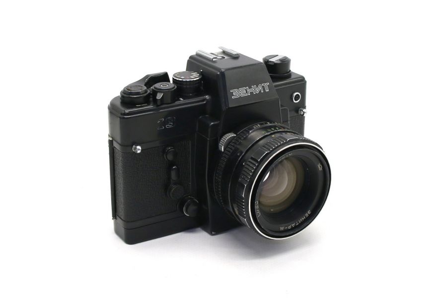Фотокамера Зенит 19 kit (СССР, 1985)