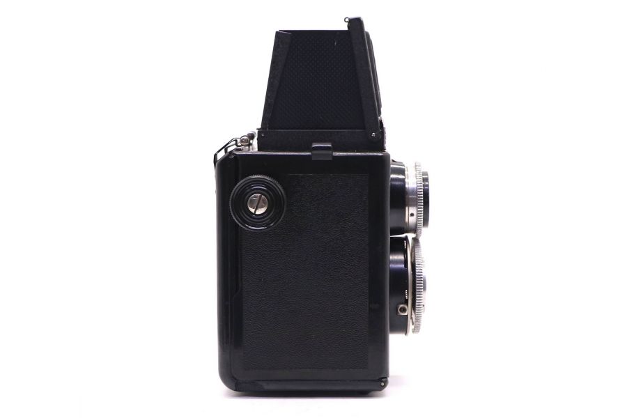 Среднеформатный зеркальный фотоаппарат Любитель