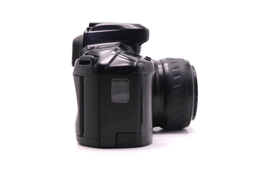 Зеркальный фотоаппарат Minolta Dynax 5xi kit