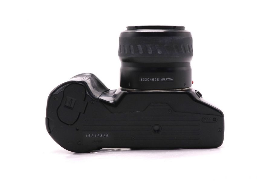 Зеркальный фотоаппарат Minolta Dynax 5xi kit