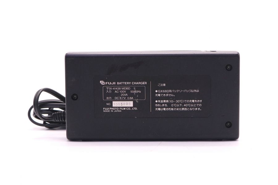 Зарядное устройство Fuji Battery Charger GX680II 100V