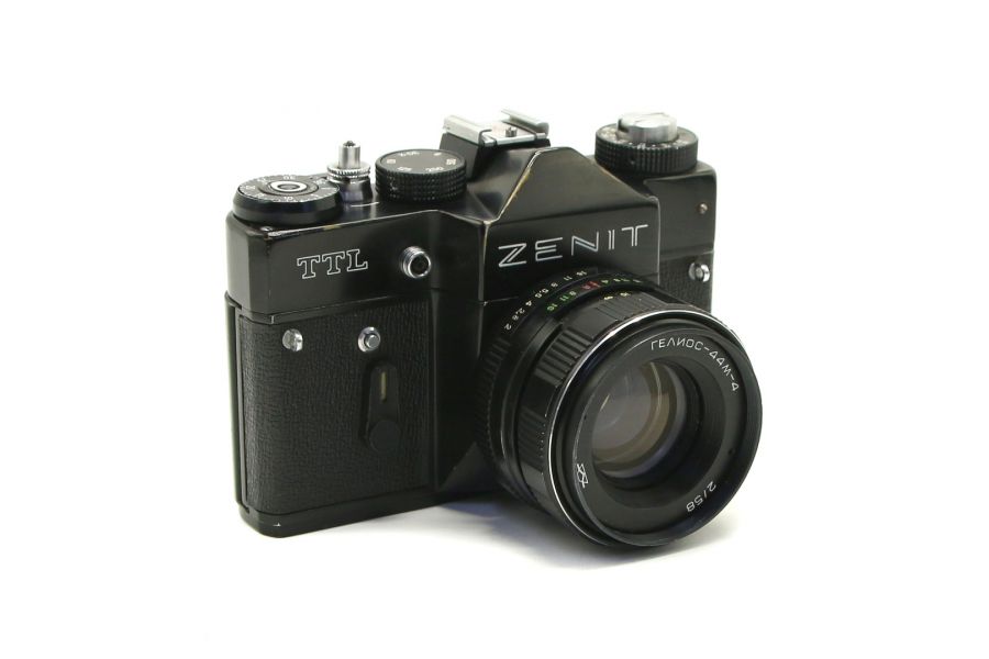 Советский фотоаппарат Зенит ТТЛ black kit (КМЗ)