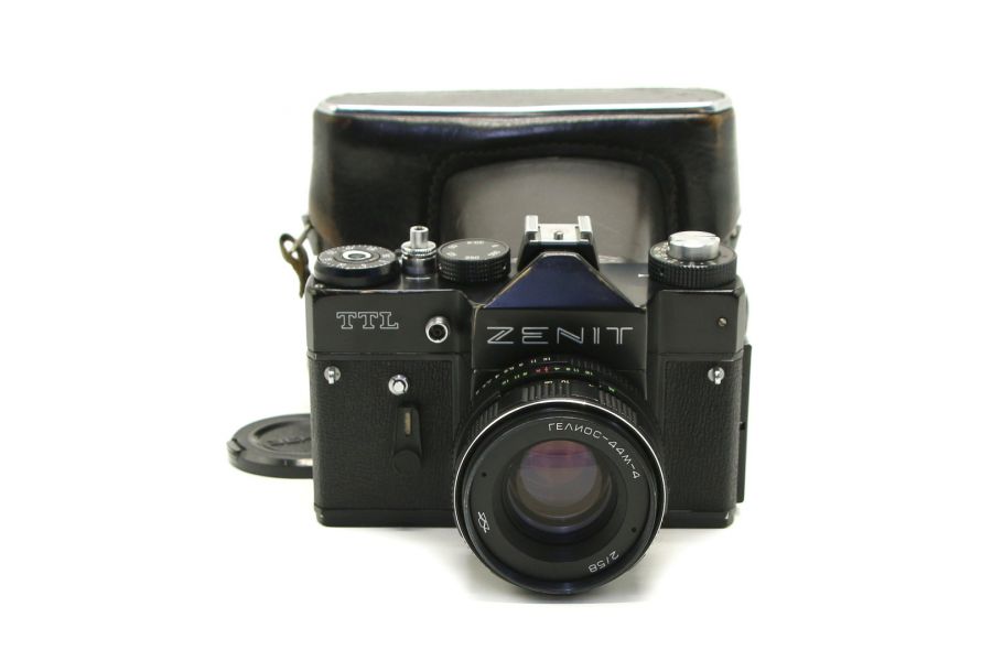 Советский фотоаппарат Зенит ТТЛ black kit (КМЗ)
