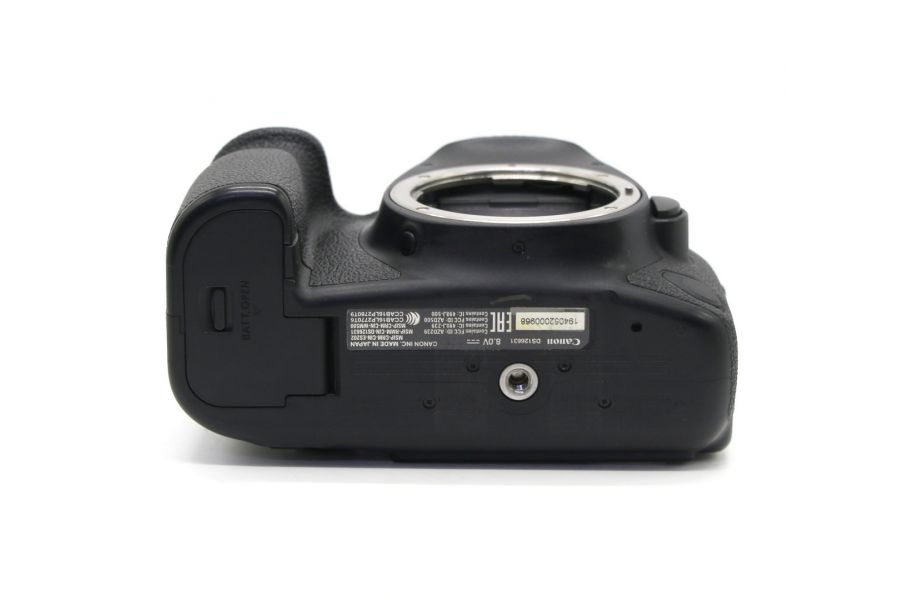 Canon EOS 6D Mark II body (пробег 35085 кадров)