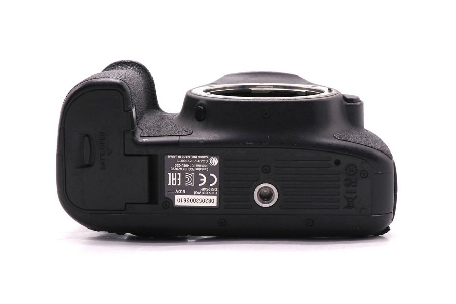 Фотокамера Canon EOS 6D body (пробег 12500 кадров)