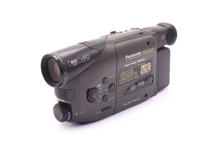 Видеокамера Panasonic NV-R550EN формата VHS-C