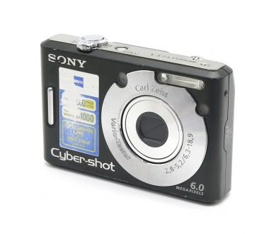 Цифровая компактная камера Sony Cyber-shot DSC-W40