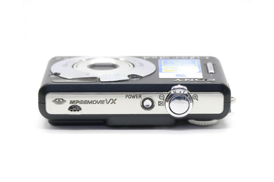 Цифровая компактная камера Sony Cyber-shot DSC-W40