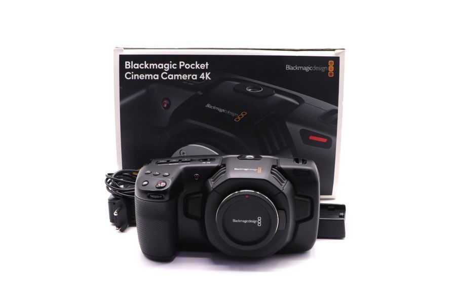 Blackmagic Design Pocket Cinema Camera 4K в упаковке