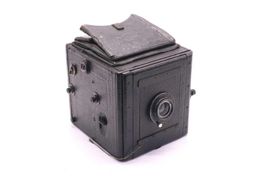 Антикварный фотоаппарат Hüttig Künstler Camera