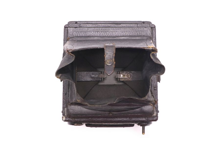 Антикварный фотоаппарат Hüttig Künstler Camera