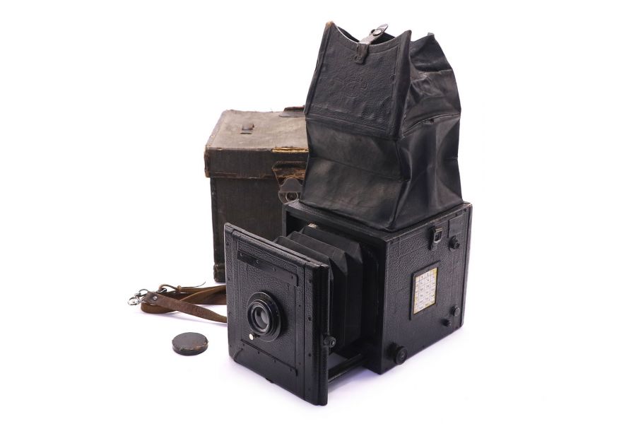 Антикварный фотоаппарат Hüttig Künstler Camera