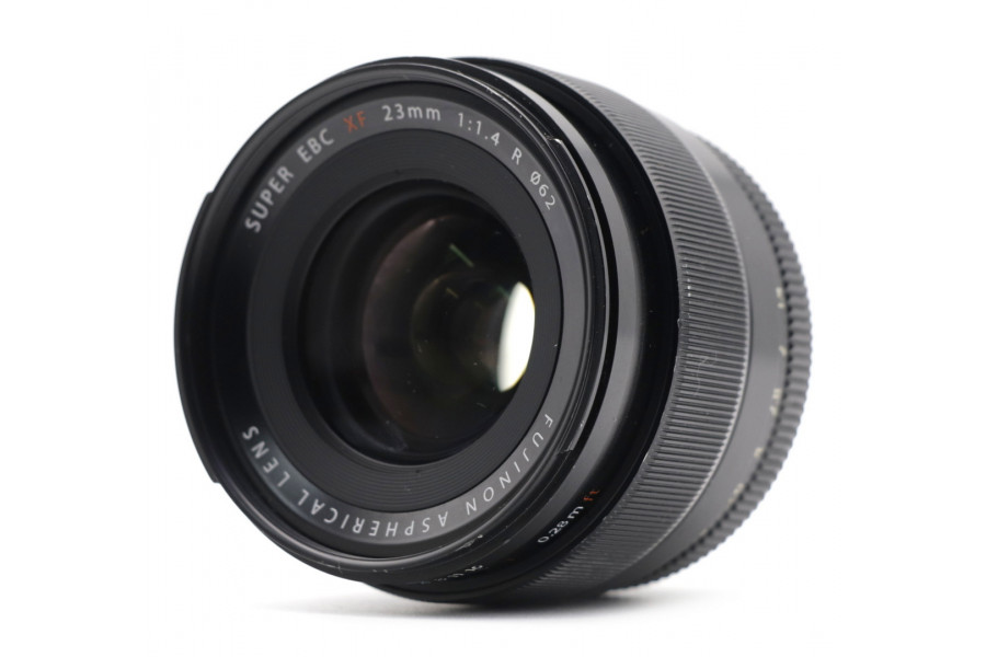 Автофокусный объектив Fujifilm XF 23mm f/1.4 R