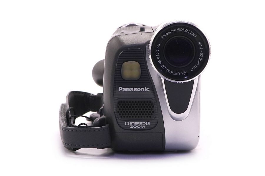 Видеокамера Panasonic NV-GS35 (Japan, 2004)