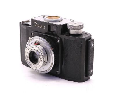 Смена 1 шкальный пленочный фотоаппарат (ГОМЗ, 1954)