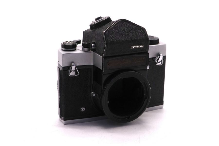 Зеркальная камера Киев 60 body (Арсенал, 1978 г.)