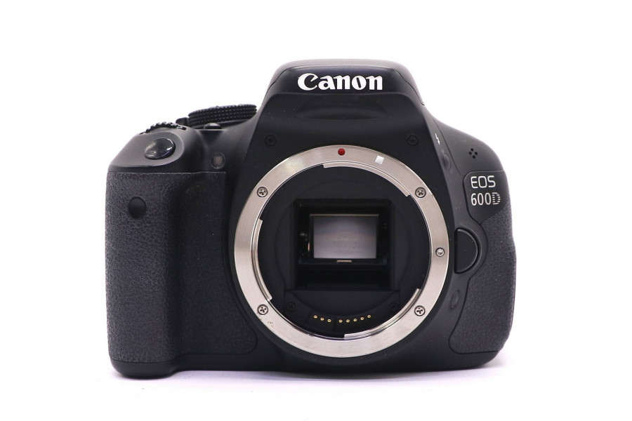 Canon EOS 600D body (пробег 10200 кадров)