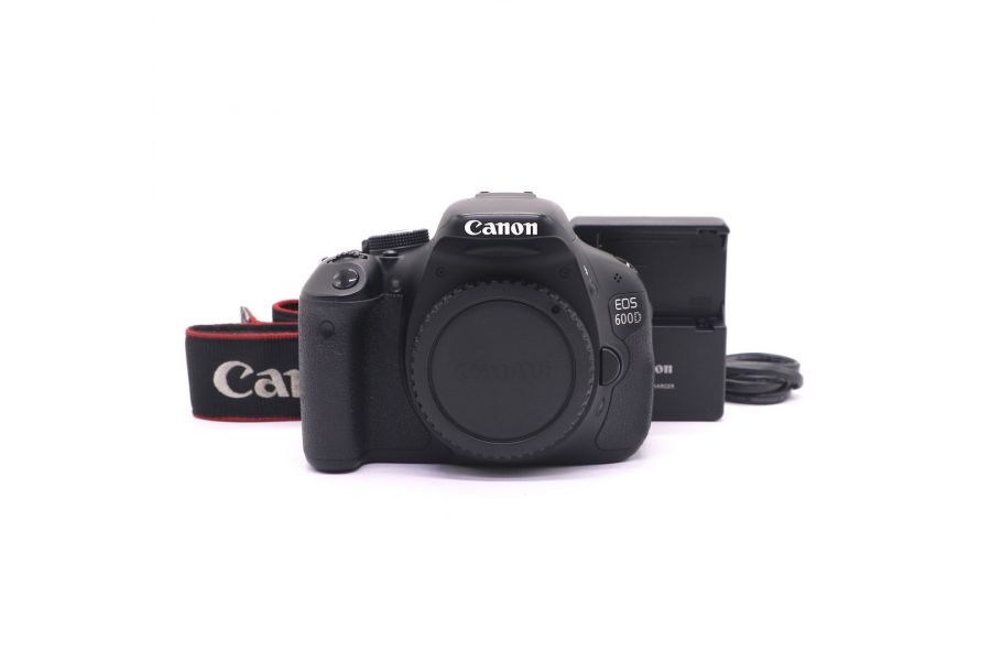 Canon EOS 600D body (пробег 11395 кадров)