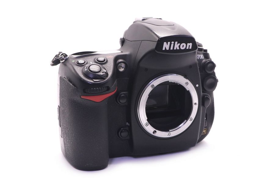 Nikon D700 body в упаковке (пробег 41520 кадров)
