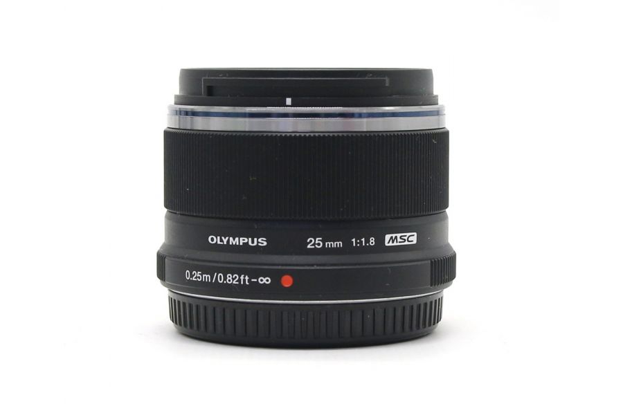 Olympus M.Zuiko Digital 25mm f/1.8 в упаковке