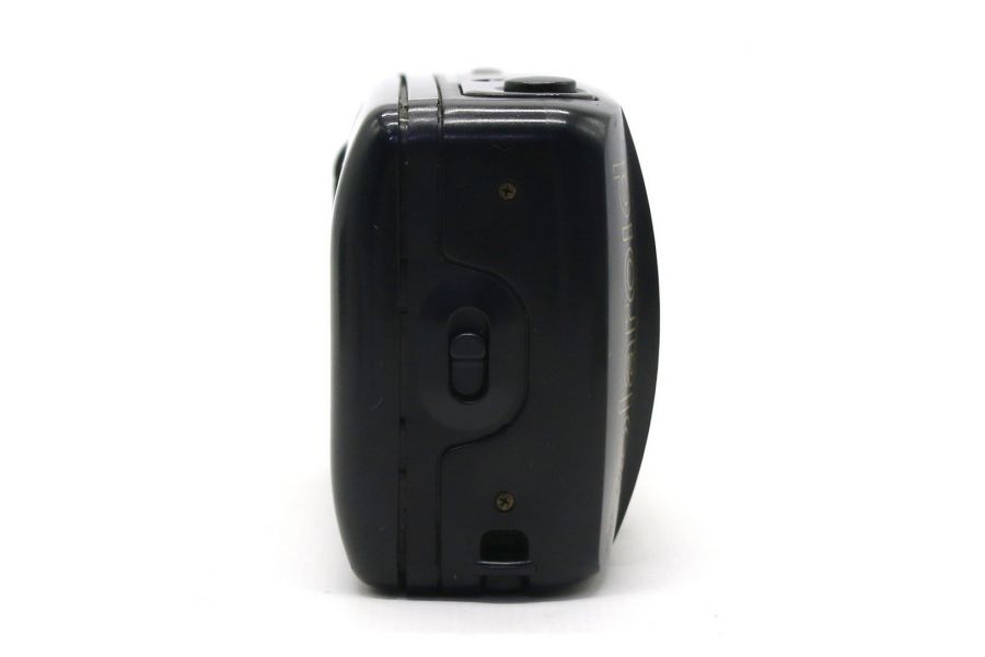 Плёночный классический фотоаппарат Polaroid 2000FF