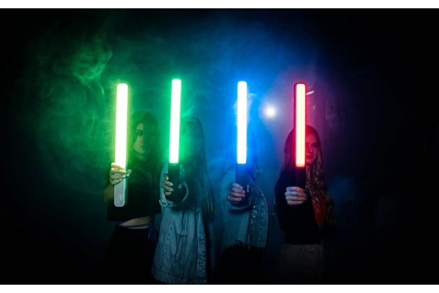 Осветитель Zhiyun Fiveray F100 + сетевой адаптер