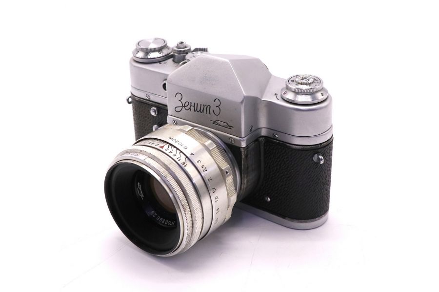 Советский фотоаппарат Зенит 3 + Гелиос-44 13 лепестков kit