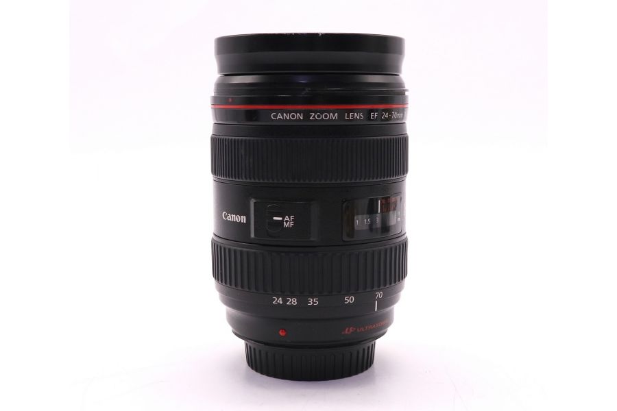 Стандартный объектив Canon EF 24-70mm f/2.8 L USM