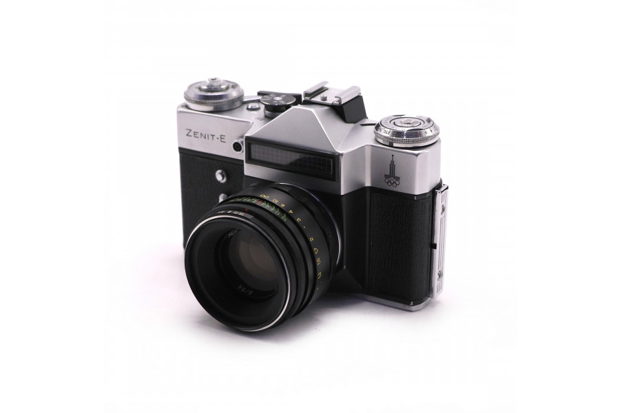 Фотоаппарат Зенит Е + Гелиос-44-2 олимпийский