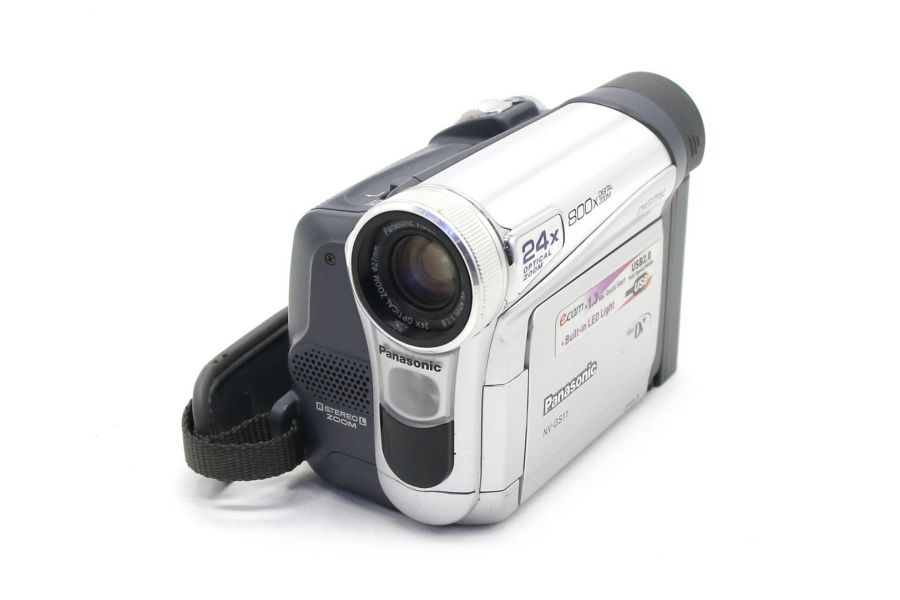 Видеокамера Panasonic NV-GS11 в упаковке